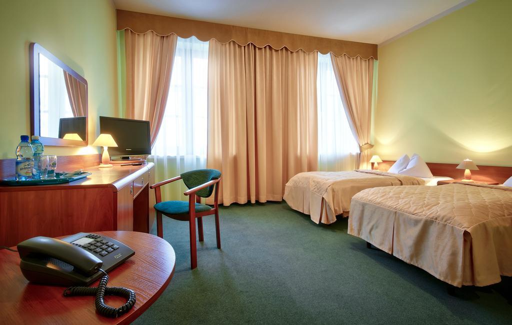 Arbiter Hotel Elblag Exteriör bild